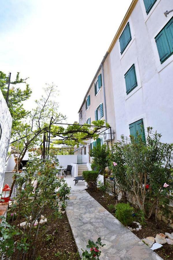 Apartman Martina Betina  Exterior photo